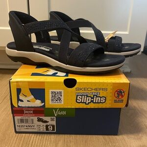 Skechers Women’s Size 9 Navy Blue Hands Free Slip-ins Sandals Summer Sparkle